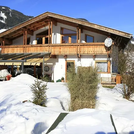 Haus Berndt Schwemberger Apartment Fuegen Exterior photo