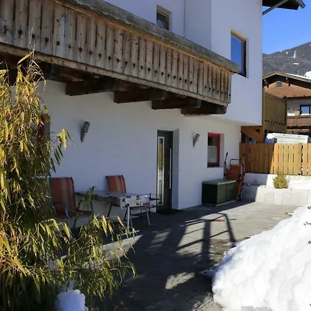 Haus Berndt Schwemberger Apartment Fuegen Exterior photo